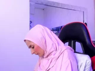 IrisKarim's Live Sex Cam Show