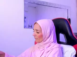 IrisKarim's Live Sex Cam Show