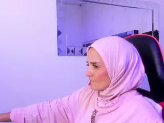 IrisKarim's Live Sex Cam Show