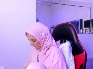 IrisKarim's Live Sex Cam Show