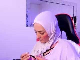 IrisKarim's Live Sex Cam Show