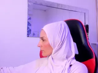 IrisKarim's Live Sex Cam Show