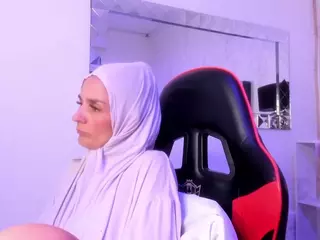 IrisKarim's Live Sex Cam Show