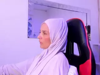 IrisKarim's Live Sex Cam Show