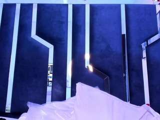 nahid-jaziri Live Webcam on CamSoda