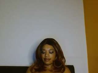 thekelliecapri webcam model