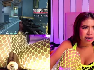 XimenaReid's Live Sex Cam Show
