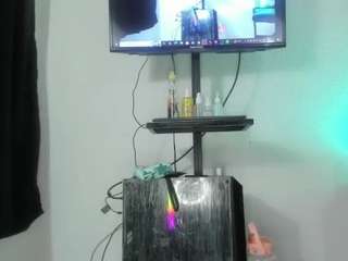 ArethaOzz live webcam show