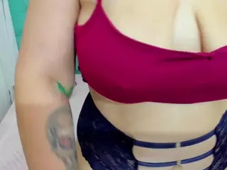 ArethaOzz's Live Sex Cam Show