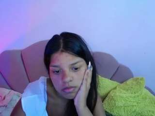 horny-sexy-brune... Live Webcam on CamSoda
