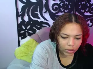 horny-sexy-brunette's Live Sex Cam Show