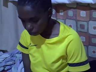 sweet-vishy from CamSoda is Freechat