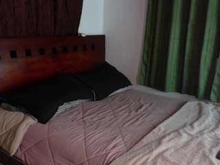 Live webcam model cerecitaislove on Soda Cams