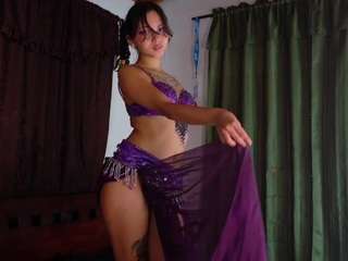 Live webcam model cerecitaislove on Soda Cams