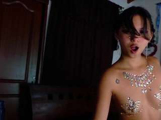 Live webcam model cerecitaislove on Soda Cams