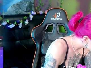 helen-carter Live Webcam on CamSoda