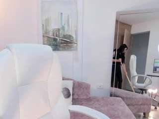 naomii-campbell Live Webcam on CamSoda