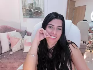 naomii-campbell's Live Sex Cam Show