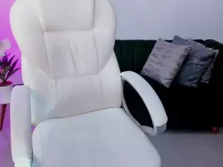naomii-campbell's Live Sex Cam Show