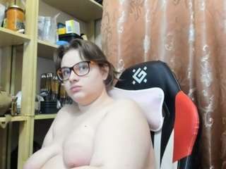 naughtycharming's CamSoda show and profile