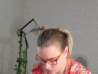 NaughtyCharming's Live Sex Cam Show