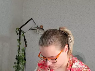 NaughtyCharming's Live Sex Cam Show