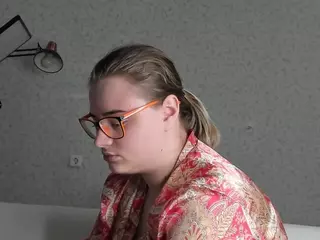 NaughtyCharming's Live Sex Cam Show