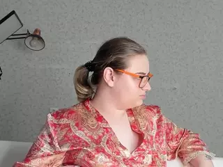NaughtyCharming's Live Sex Cam Show