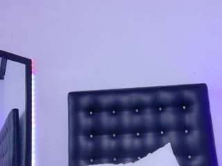 skinny-hottie18 webcam