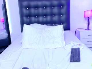 skinny-hottie18 webcam