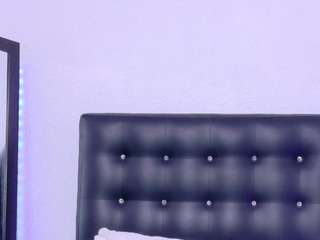 skinny-hottie18 webcam