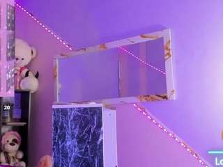 ashley-lovegirl webcam