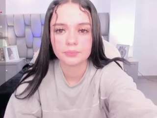 bellaa-hadid's CamSoda show and profile