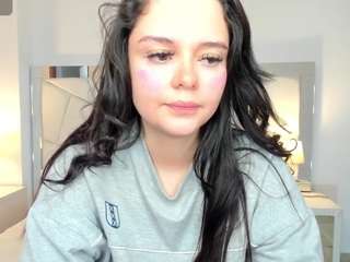bellaa-hadid webcam model