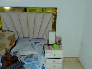 evelonga707 Live Webcam on CamSoda