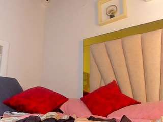 evelonga707 Live Webcam on CamSoda