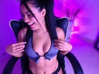 LAYLA NAUGHTY GIRL
