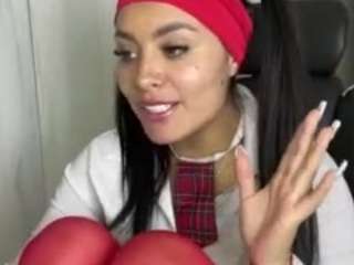 layla-nicols webcam