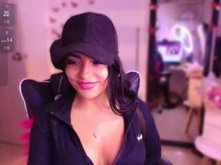 layla-nicols webcam