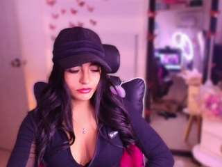 layla-nicols webcam