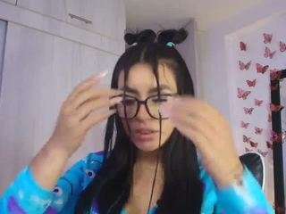 LAYLA NAUGHTY GIRL live sex