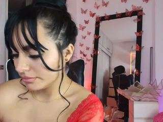 LAYLA NAUGHTY GIRL