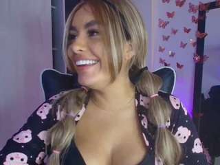 layla-nicols