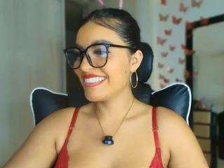  layla-nicols chat room