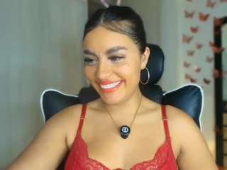 layla-nicols Live Webcam on CamSoda
