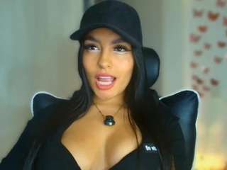 layla-nicols