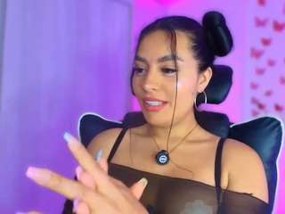 layla-nicols