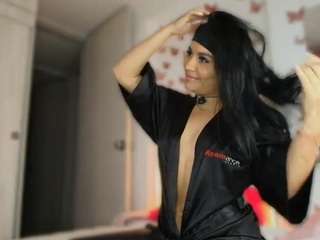 LAYLA NAUGHTY GIRL