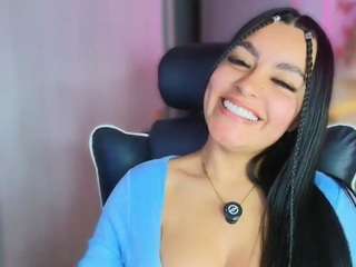 layla-nicols webcam