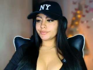 layla-nicols webcam